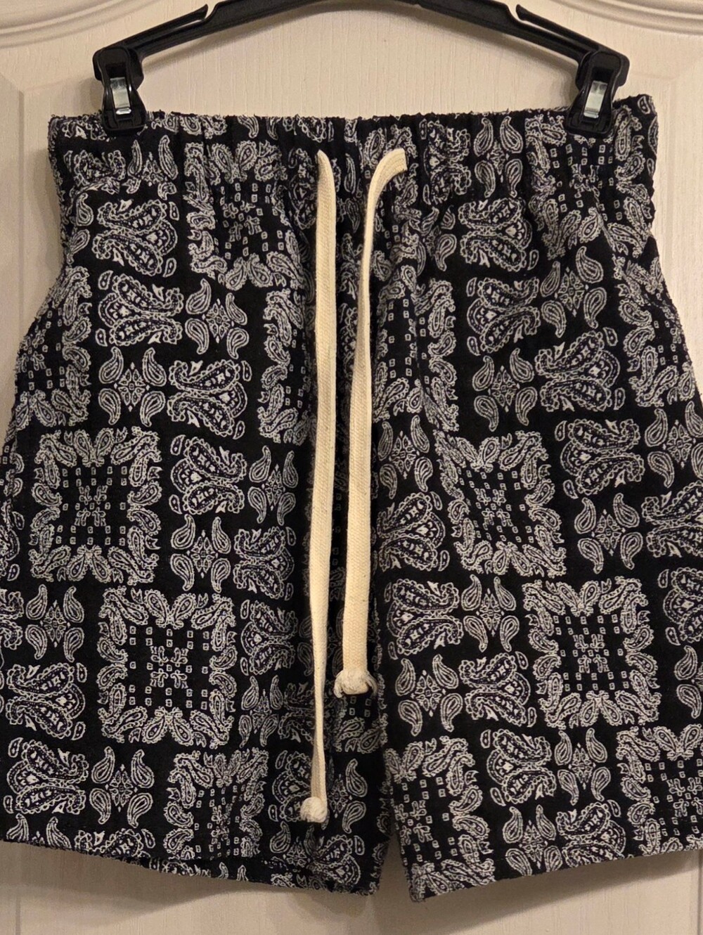 PacSun Black Bandana Print Drawstring Athletic Shorts Mens SIZE S